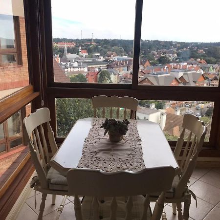 Flat Gramado Centro - Proximo Da Rua Coberta Daire Dış mekan fotoğraf